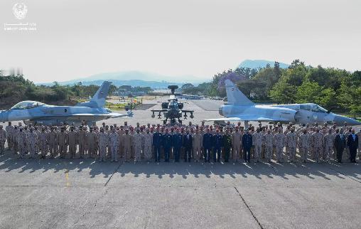 阿联酋要出售60架二手幻影2000-9战机，一下子就成了香饽饽了，引来一堆国家争