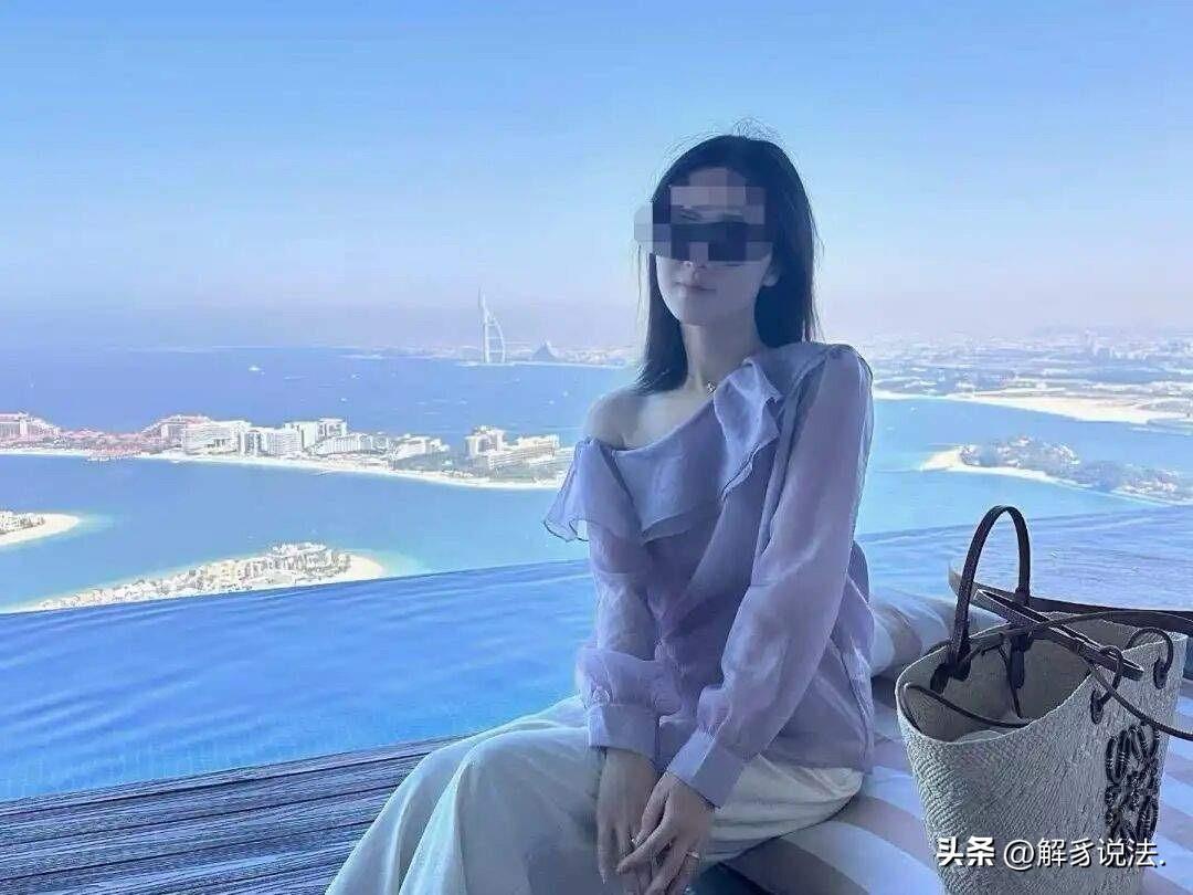 浙江杭州，90后女子刚完婚，就在大年初三飞中东度蜜月。没想到一路高高兴兴的到那，
