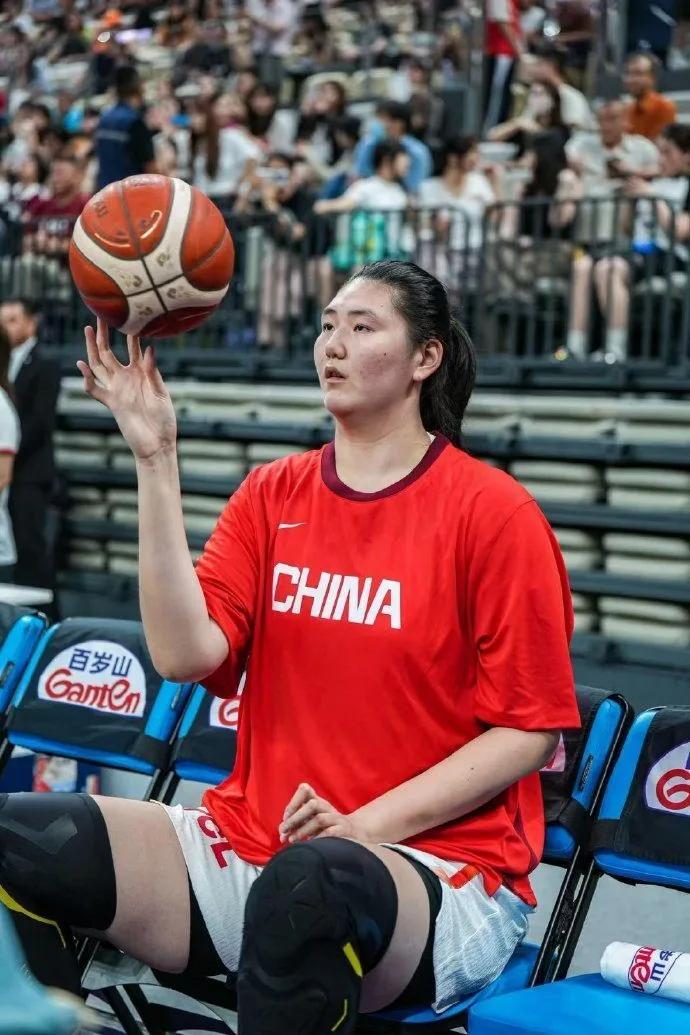 有话就直说，我就想问问宫鲁鸣一句话，当张子宇身体有所不适的时候，中国女篮怎么办？