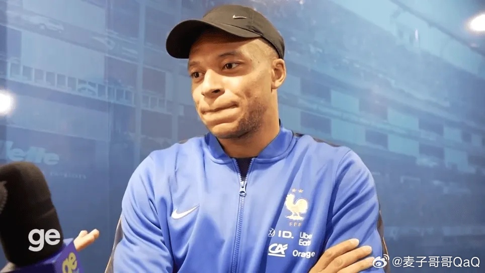 姆巴佩：内马尔是位伟大的球员，我不认为世界杯可以没有他。记者：现在人们应该把巴西