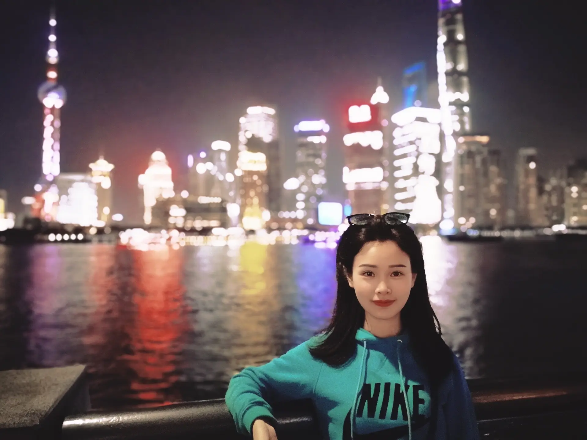 这组照片拍于2018年上海。在上海中心大厦参加淘宝联盟峰会，那是淘宝客...