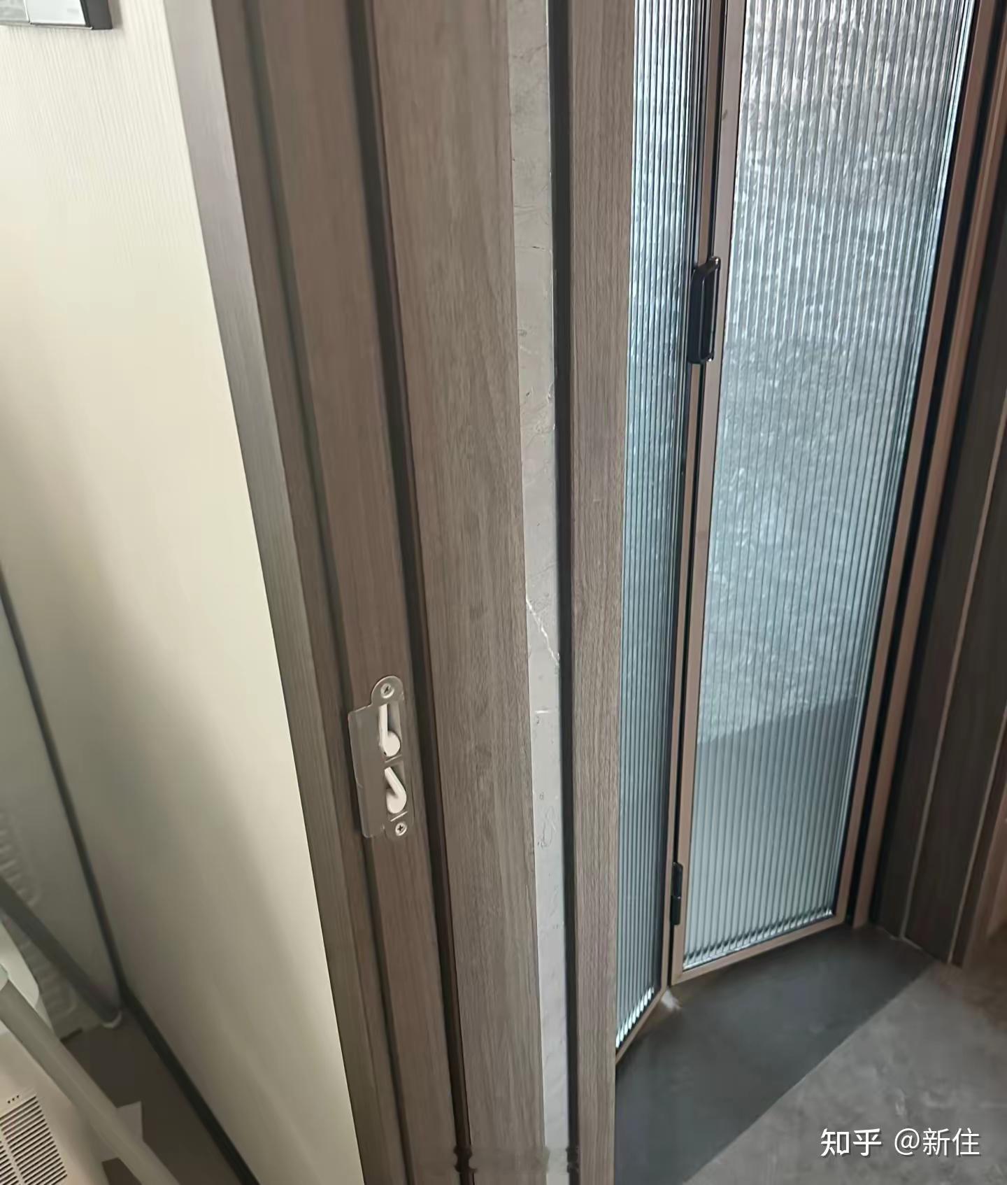 论熊孩子能给耳机找个什么样的新家？ 