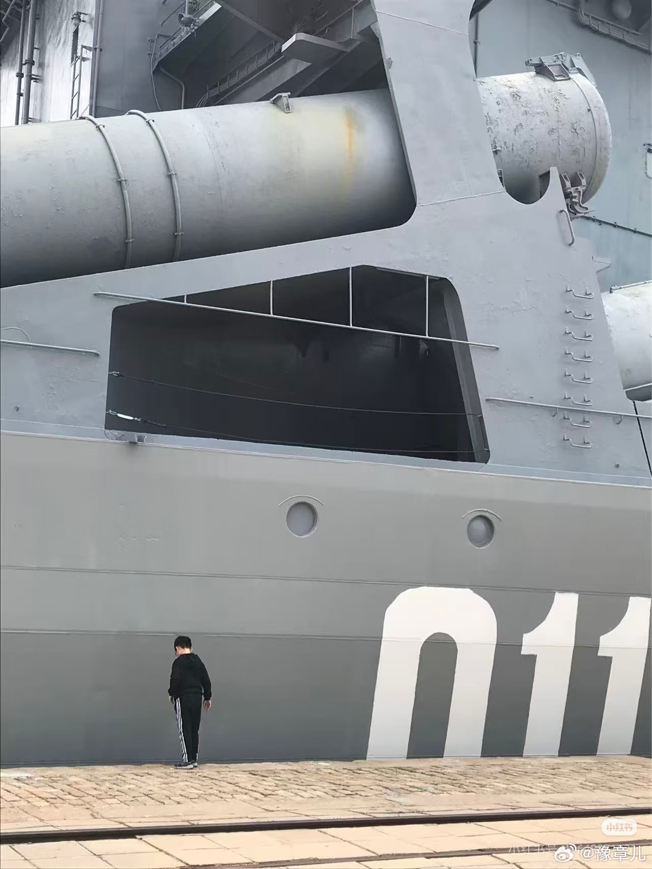 俄罗斯海军太平洋舰队旗舰“瓦良格”号导弹巡洋舰。 