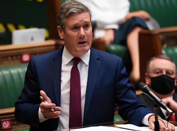 访华结束后，斯塔默果然变了！
 
2月2日，还没来得及歇口气，英国首相斯塔默刚一