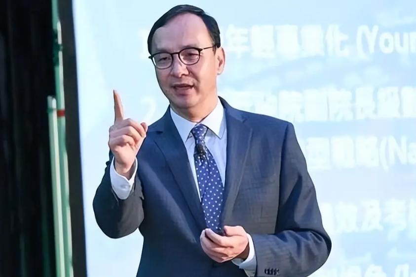 朱立伦给郑丽文挖了一个大坑！

朱立伦卸任国民党主席在即，却又重申了国民党的基本