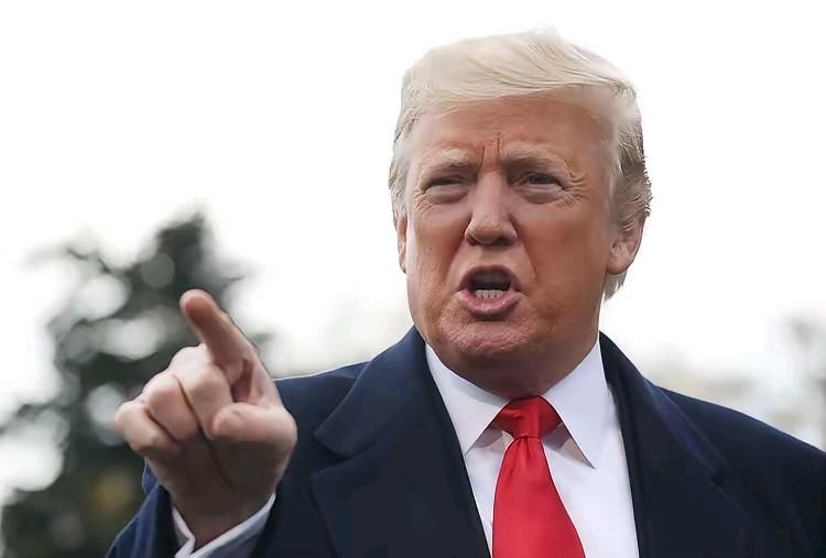 警报拉响！特朗普的专机要是敢朝台湾海峡飞，东风-17高超音速导弹和歼-20隐身战