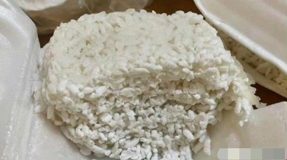 有时候觉得给老年人用冰箱是个错误的选择
