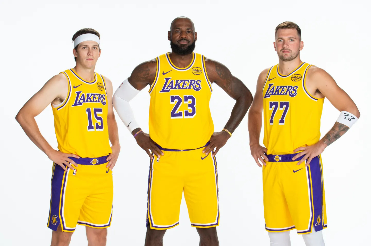 东詹里赛季至今球权占有率：东契奇——36.1里夫斯——27.6詹姆斯——22.1