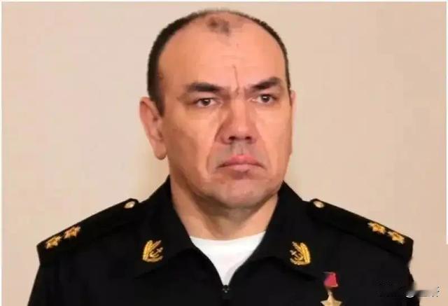 66岁老头干掉俄军中将，孤身逃往 3700 公里，横穿三国，抓捕画面惊呆全网。