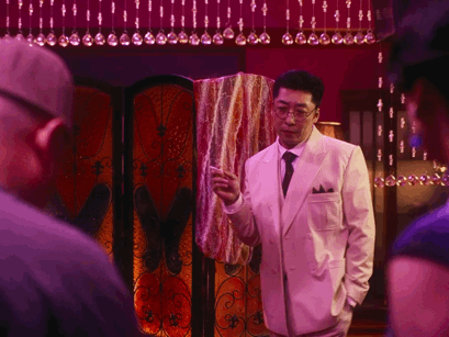 不知道 张子贤舞姿很曼妙 张子贤用实力证明：优雅和搞笑可以并存！看他一本正经扭动