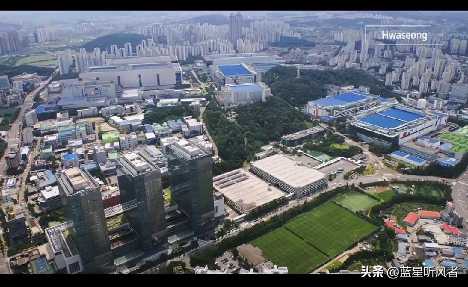砸4.42万亿扩产存储！韩国两大芯片巨头十年万亿级投资明日正式官宣
 

 
韩