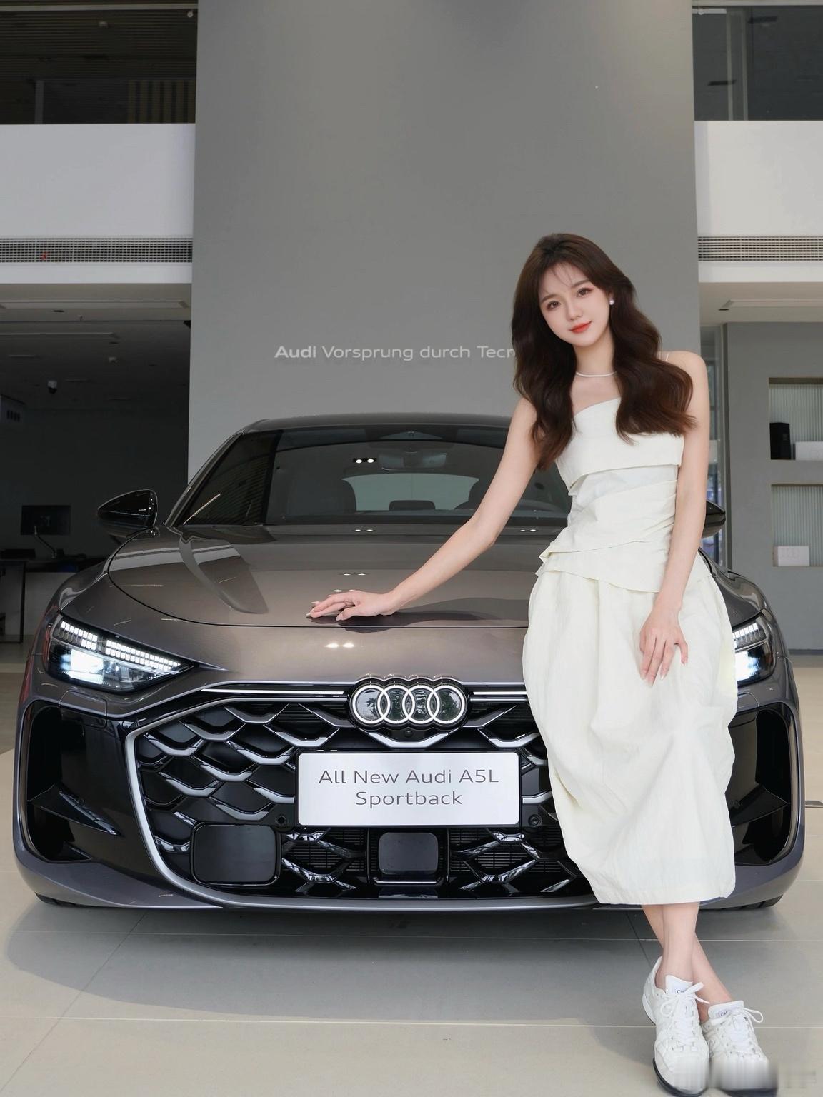 上汽奥迪A5L上赛首秀家人们，最近开上A5L Sportback，我这每天出门都