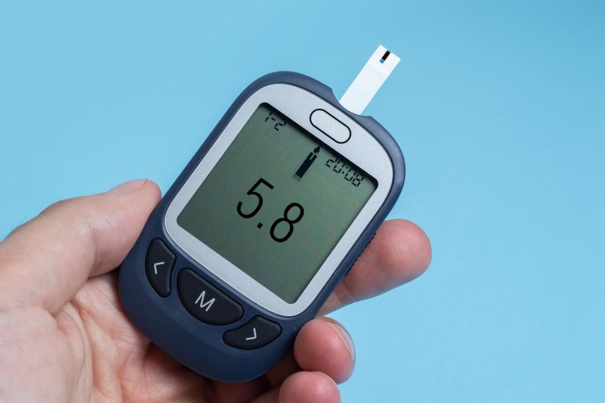 很多老年人为什么分床睡？专家很直白：分床睡有3个坏处

老年人到了年纪，分床睡在