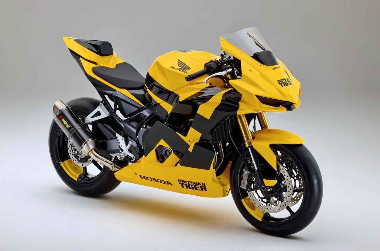 与鬼塚虎联名的 Honda 中量级概念跑车

九月 23 日，Honda 在米兰