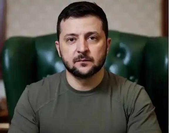 俄乌打到最后，极有可能复刻芬兰模式，乌克兰被占领土是收不回来了。就像当年的芬兰一