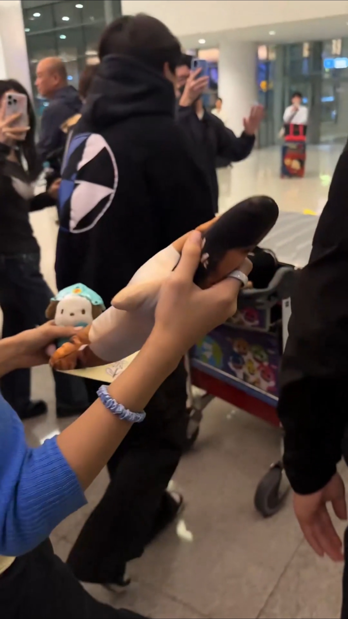 Lisa收到老鼠干后🐥：？？ 