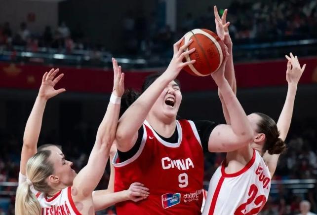 【中国女篮生死战！三塔合璧死磕欧洲杯冠军 梅斯曼能否破局？】

3月12日19: