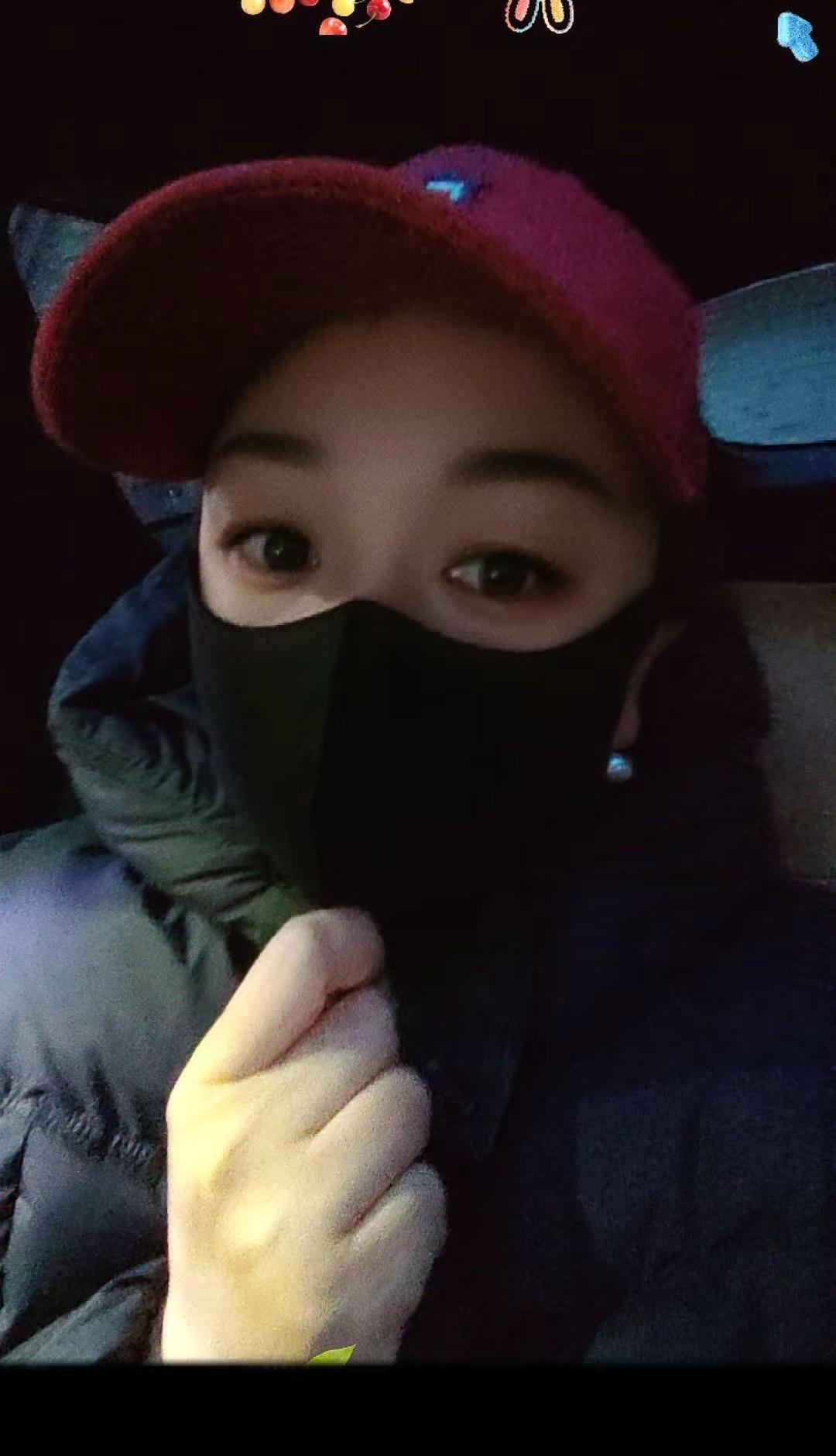 生活最美的状态就是：人静，物简，心安。࿆心情不好的时候不要打扰任何人