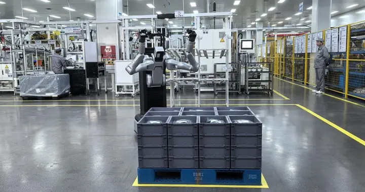 智元机器人完成全球首次通用具身机器人工业现场常态化作业直播