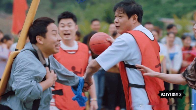 鹿晗上半场进了7个球鹿晗回应连进六球 之前说连进六球，鹿晗纠正：上半场进了7个。
