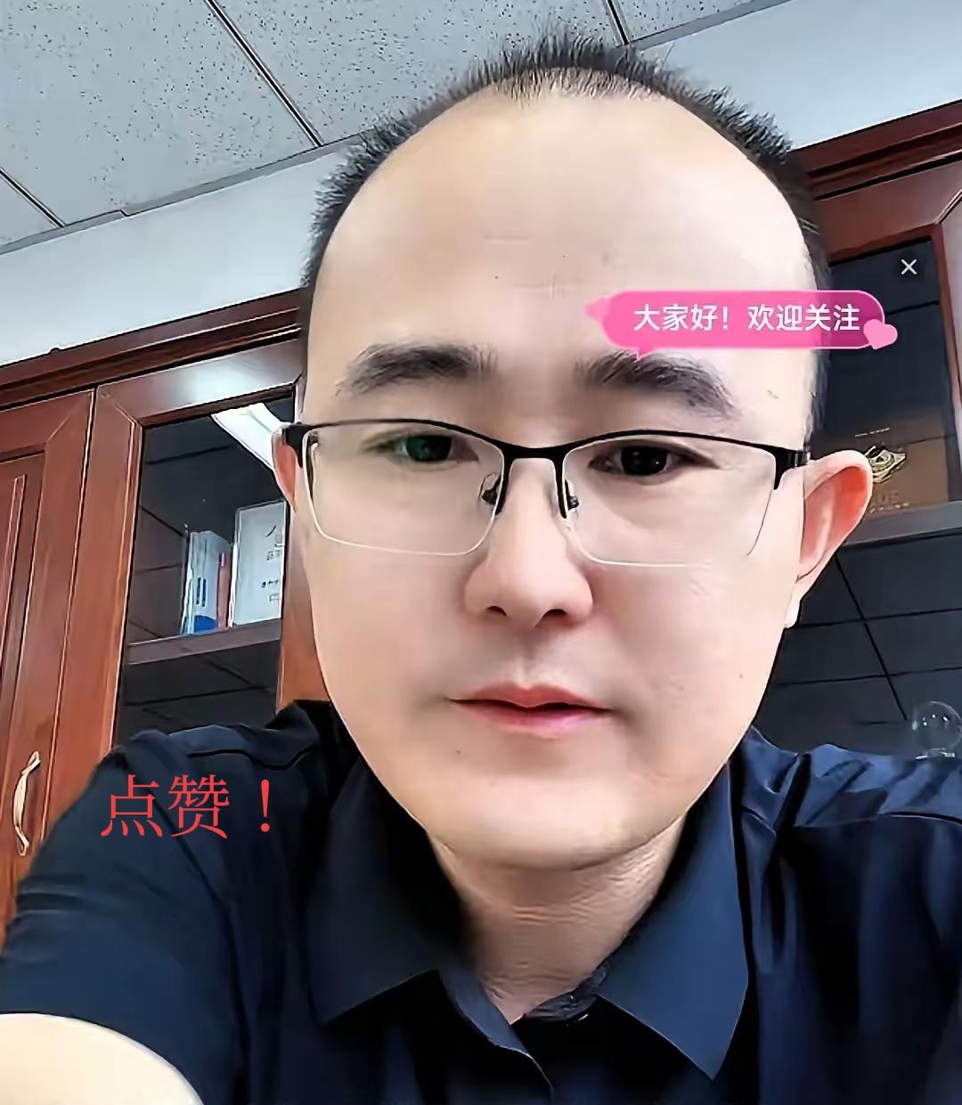 必须点赞！
谢律硬刚造谣澄清许妈家族正义律师守护真相！

我的天！许妈居然被人污