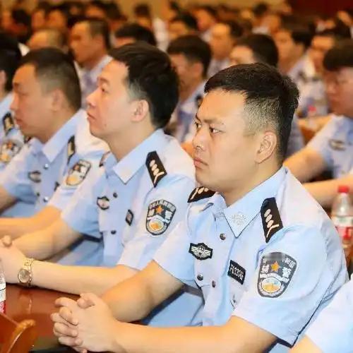 “暖住人心，用关爱聚人”已成为辅警队伍管理的核心理念！

“暖住人心”直接回应辅