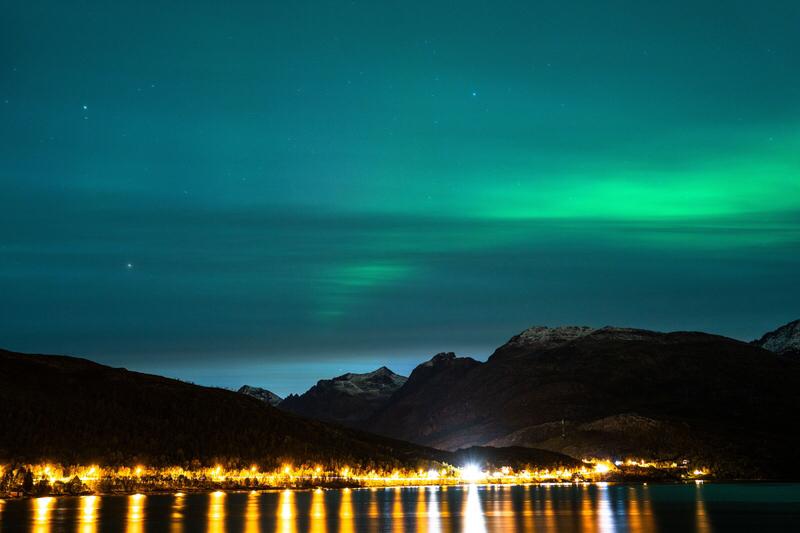 2026年我最想完成的目标和一位网友不谋而合，他想带着父母去看极光。小时候看纪录