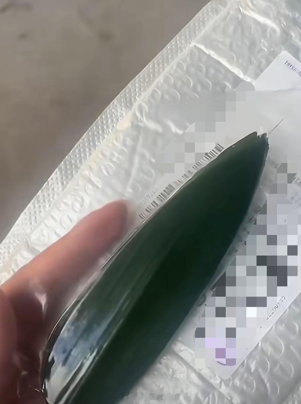 女子端午节买到xxxxxs码粽叶的相关内容，来智搜看看。“女子买到超小码粽叶”看