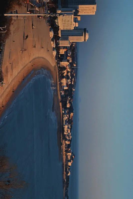 中国有个“雪窝子”，就是烟台和威海。这俩地处胶东半岛的城市，冬季降雪量远超周边地