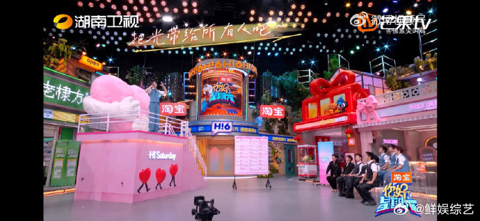 丁程鑫说刘宇宁是黑夜的一束光 一个真诚表达欣赏，一个用温柔照亮他人，这一幕真的太