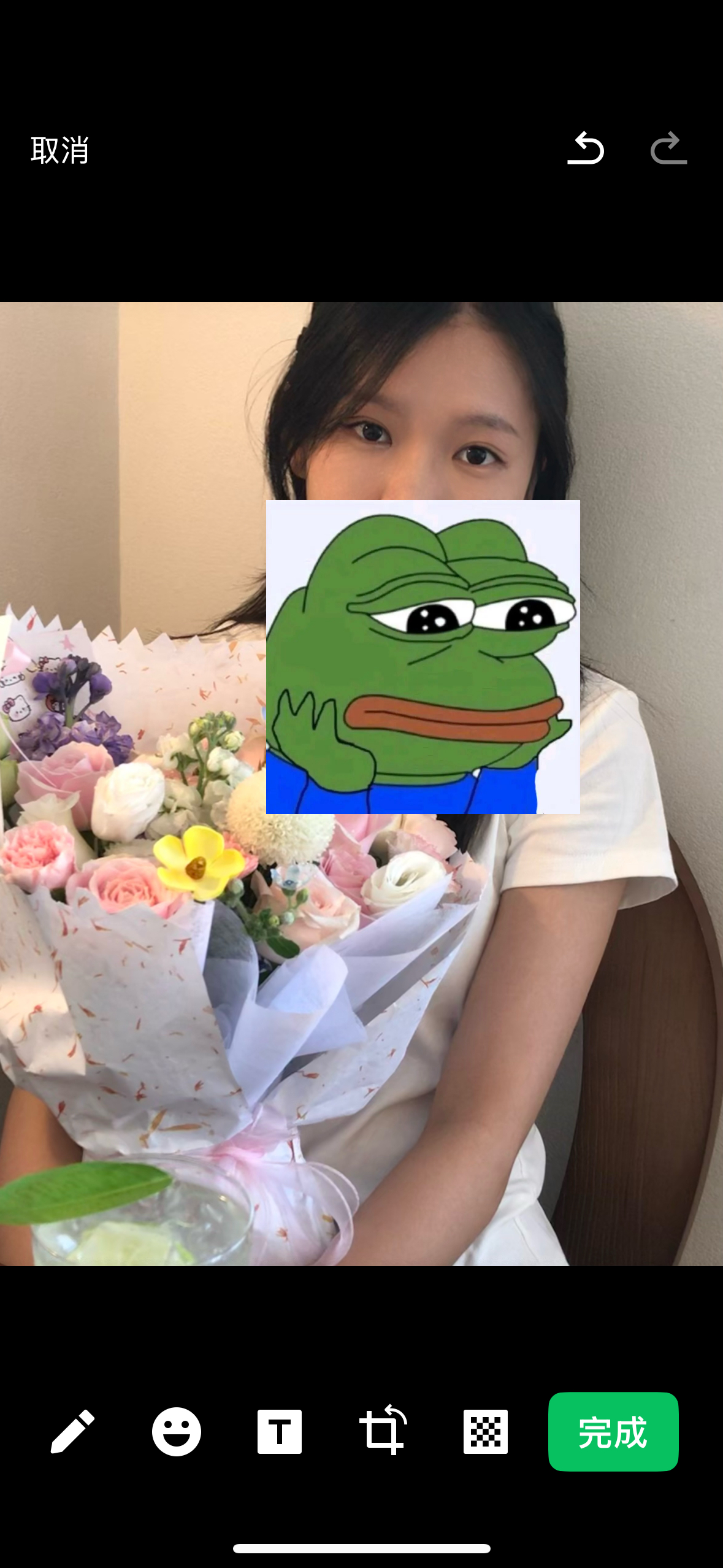 昨晚煲剧把眼睛哭肿了 今天完全悲伤蛙来的 