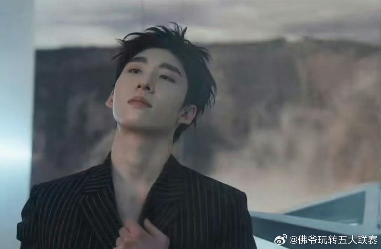 林孝埈ELLEMEN专访登热搜！中文流利圈粉无数，坦言最害怕让大家失望近日，短道