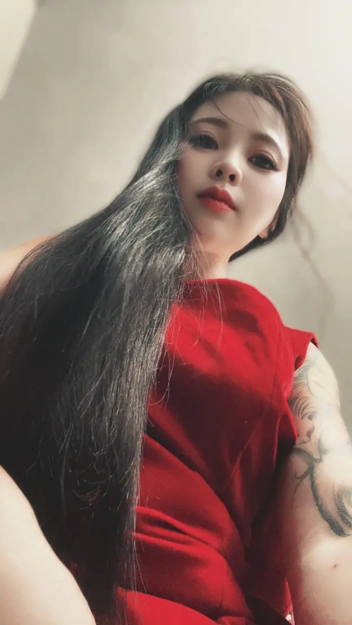 如今我们身份不同了，我就不想和你一起耍了。”