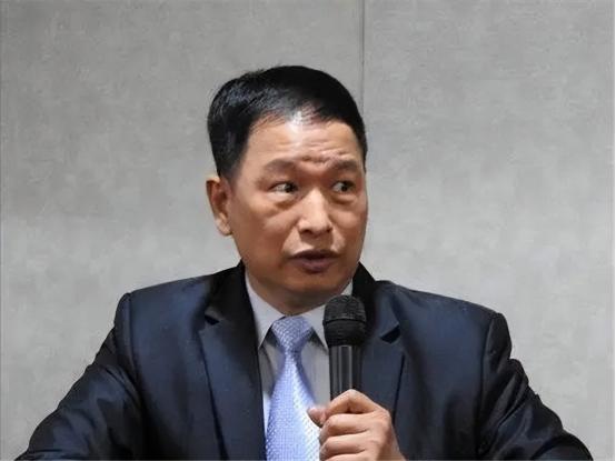 五角大楼“病入膏肓”，张延廷一个字点明病灶，解放军已换挡提速！
 
特朗普给国防