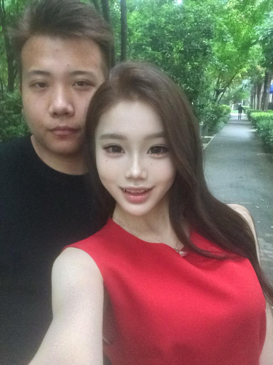 你又遇到了一个女孩 又开始了一段感情 你删除了我们的一切 你发誓一定对这个女孩好