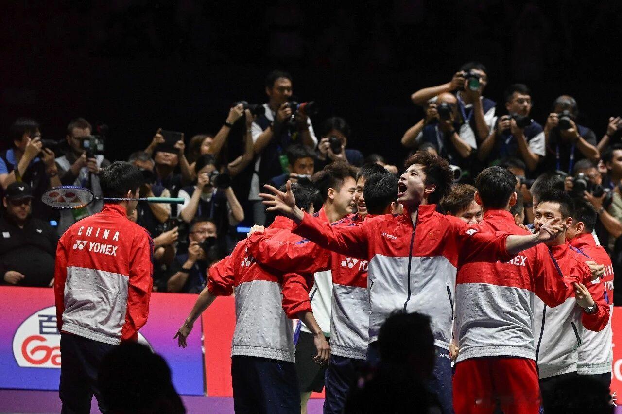 【石宇奇陈雨菲回应羽毛球取消21分制】石宇奇陈雨菲回应羽毛球采用15分制 4月2