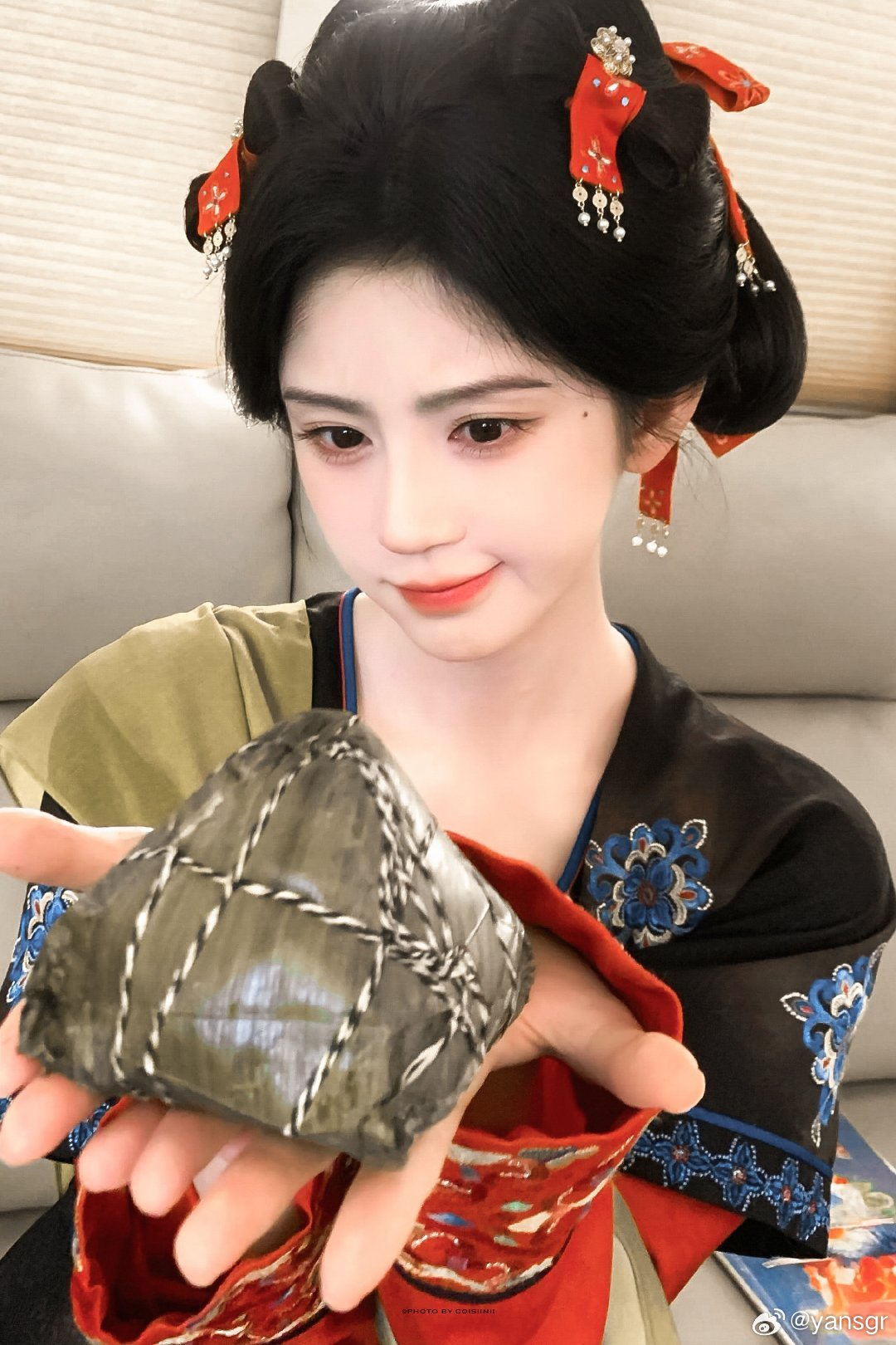 鞠婧祎  jjy鞠婧祎花间令 jjy鞠婧祎杨采薇“在某个不知名的角落许你岁岁平安