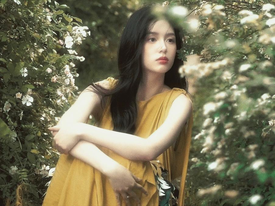 翻涌的绿色潮汐 🍃 周也