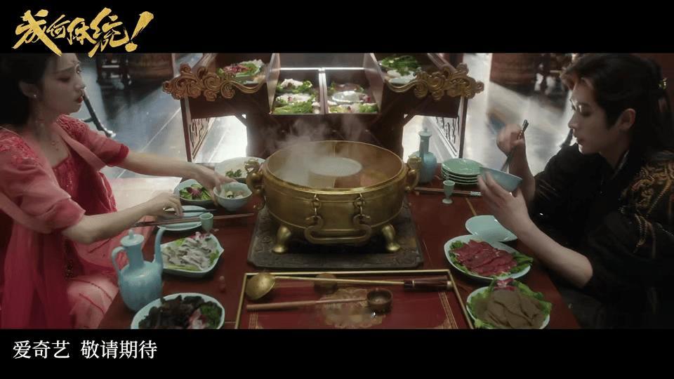 这款男女主又争又抢又演又癫穿书天崩开局？现代脑+古装颜，王楚然丞磊互飙演技斗翻朝