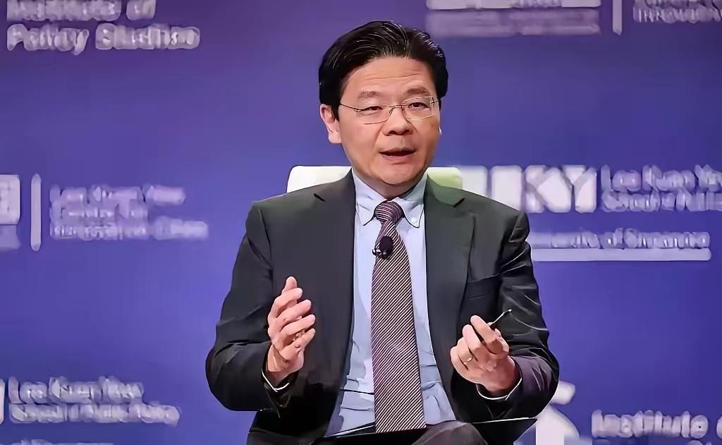 新加坡能挺直腰杆，靠的从来不是自家的硬实力，而是马六甲海峡这个老天爷赏饭吃的“黄