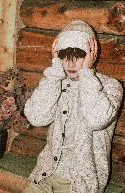 丁程鑫24岁前一天丁程鑫新疆plog 新鲜的新疆Plog🧩恭喜这个小男孩明天就