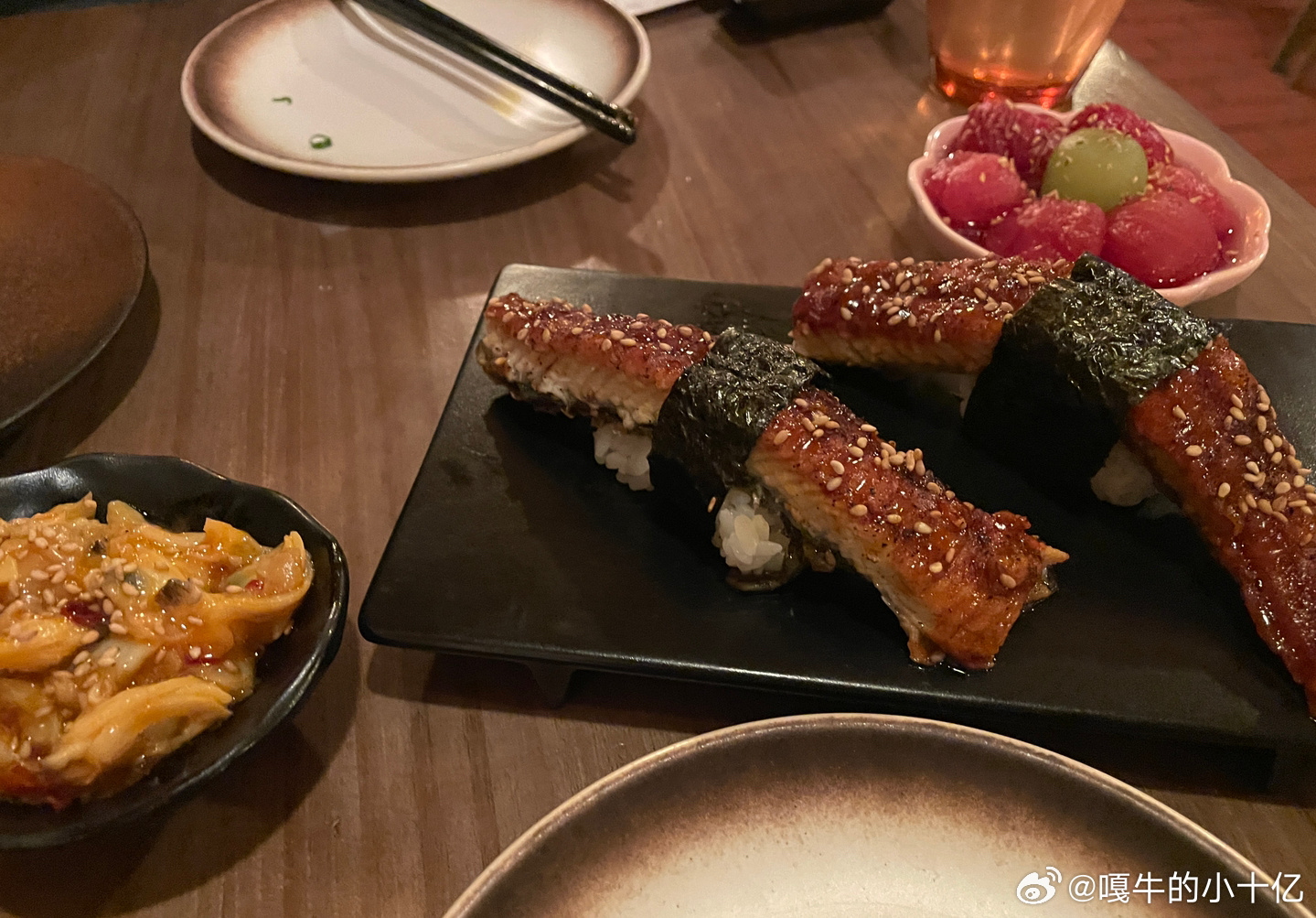 下午在他身上趴着，蹭来蹭去贴贴晚上出来带小鸭子觅食啦吃饱饱回嘎嘎城堡 ​​​