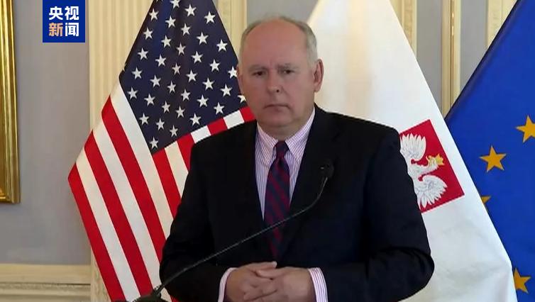 别来，怕怕
25日，波兰国防部副部长扎莱夫斯基在华盛顿同美国国防部官员举行会谈。