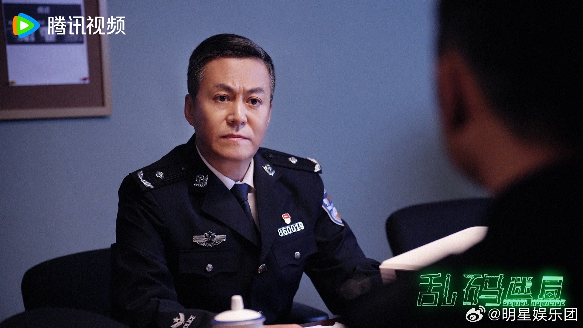 没有文化已经当不了杀手了咱不是白刀子进红刀子出就好了吗！怎么现在干杀手这一行还有