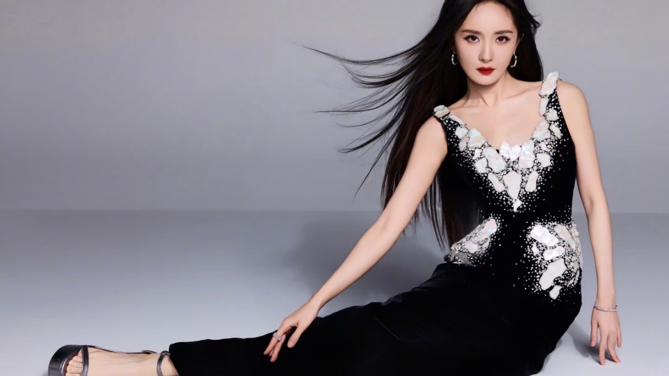 白玉兰艺人造型师名单支持杨幂！真的美爆了！期待今晚花开杨幂