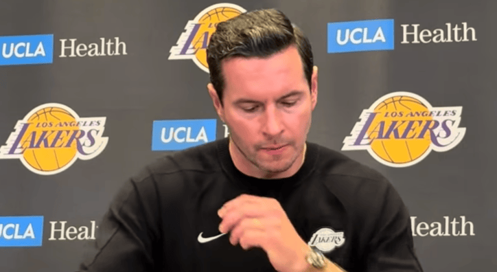 雷迪克：我一直试图在防守端挑战卢卡，他才26岁这令人兴奋