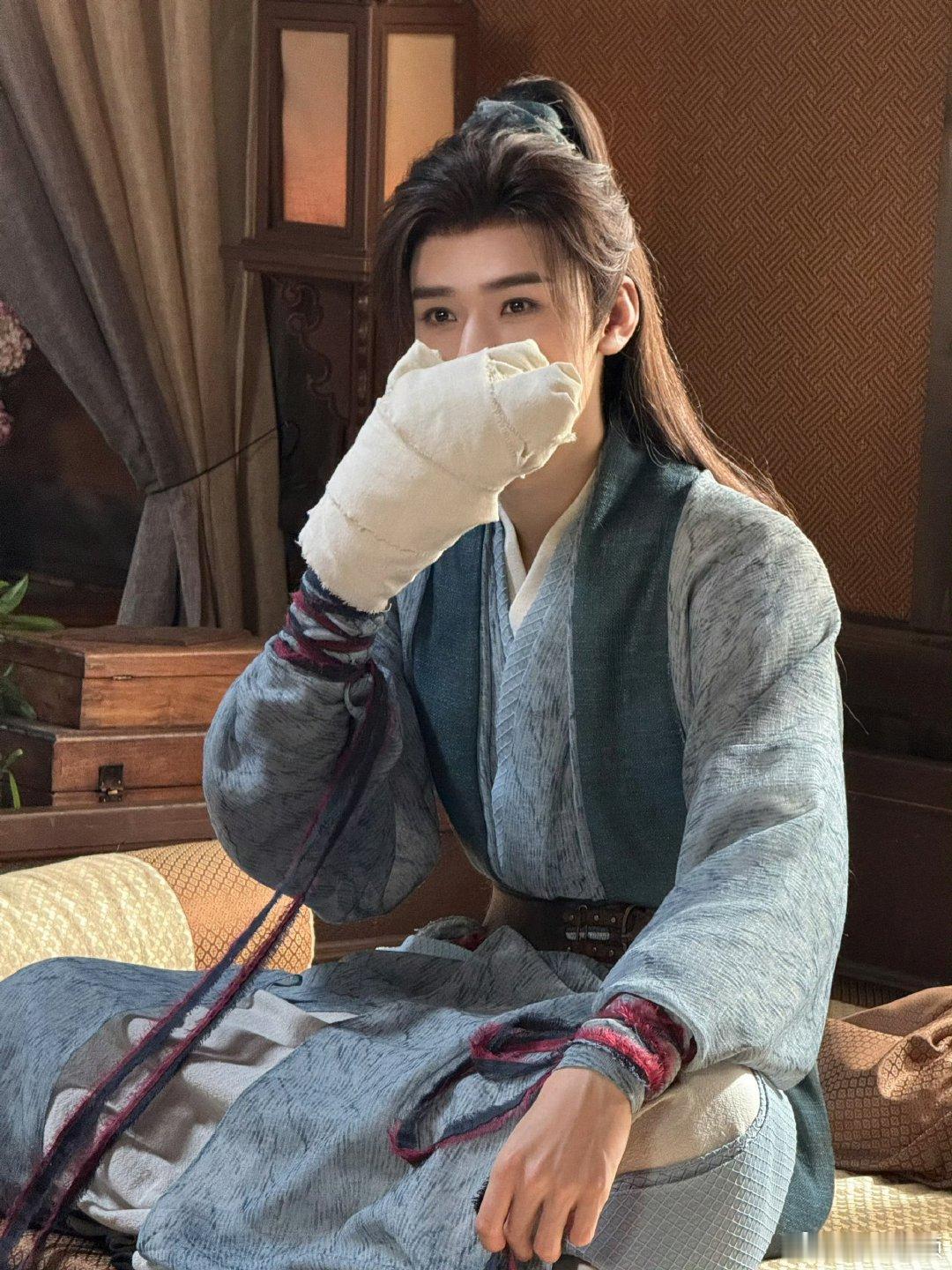 龚俊美貌大赏凤舞九天简直就是龚俊美貌大赏很难不被龚俊版陆小凤惊艳，《凤舞九天》的