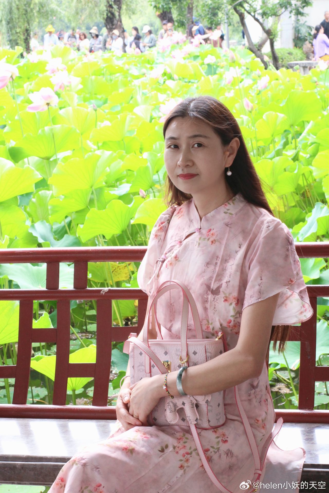 人失去魅力的十种行为人到中年，活得随性洒脱就好，没有魅力又如何，姐开心最重要，再