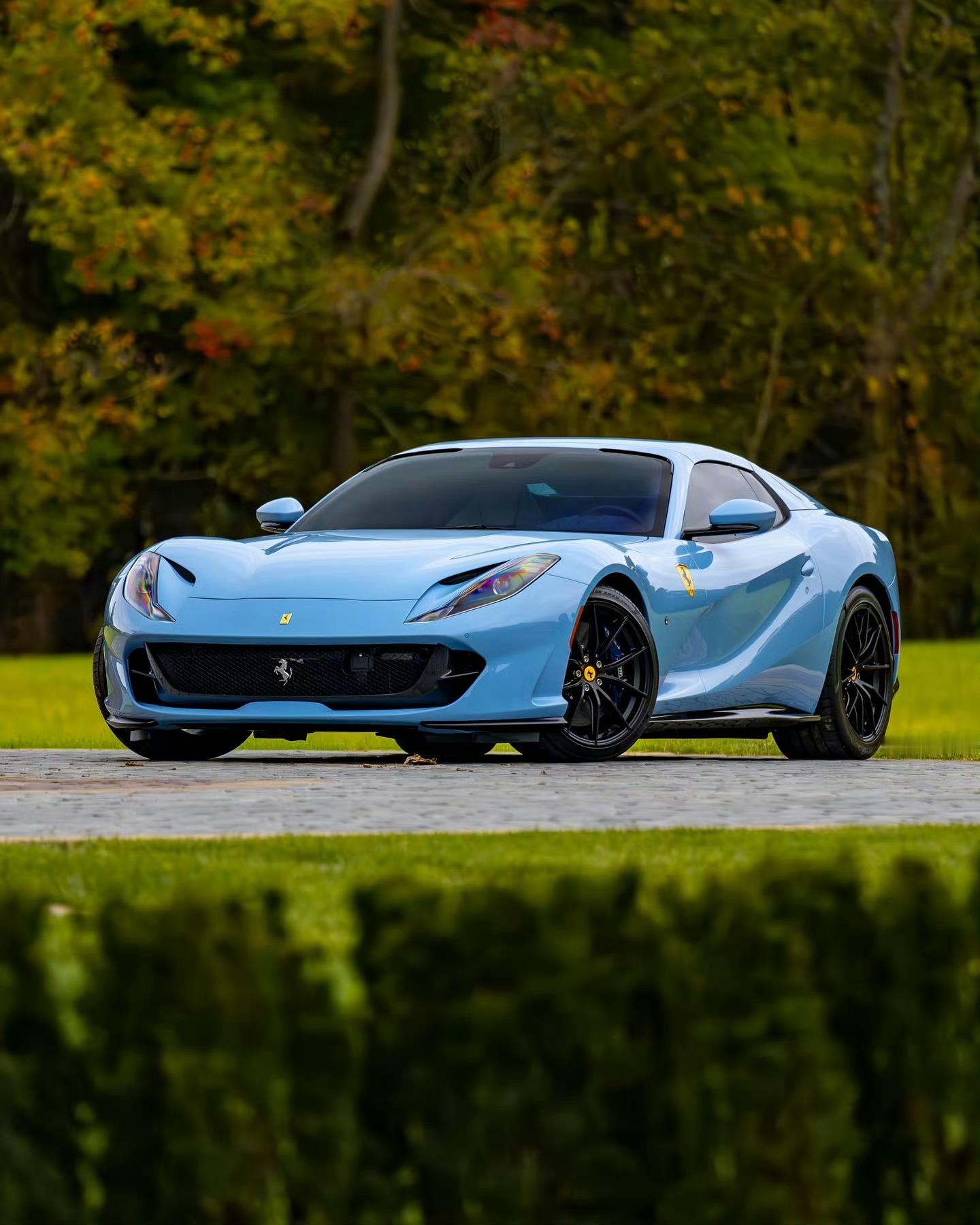 ​法拉利 812 GTS[酷][酷] ​​​