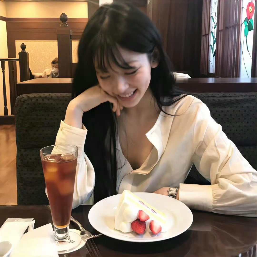 我无法用眼睛去分辨一个人 于是我先对他好 然后看他如何回馈我 